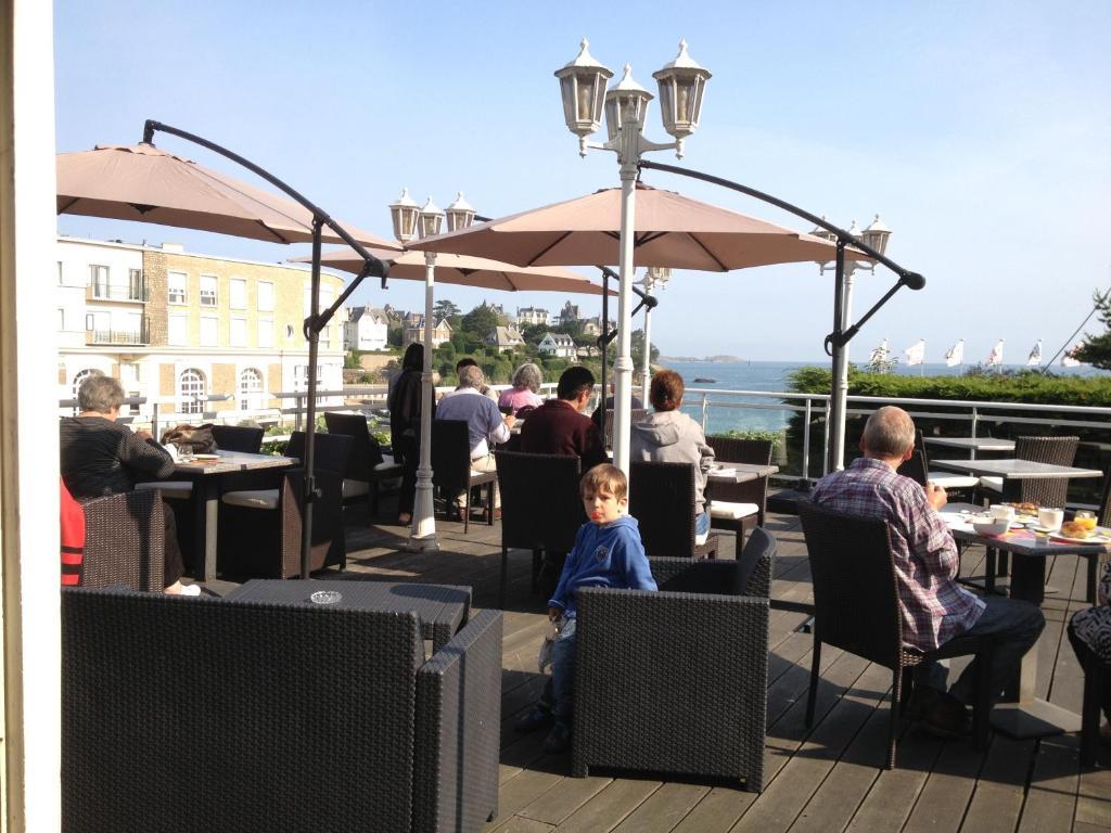 Hotel De La Plage Dinard Exterior foto